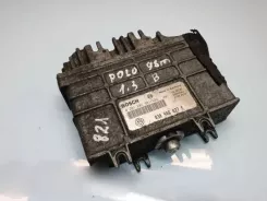 Контролер / модуль ЕБУ Volkswagen Polo III 6N 6N2 6NF 0261203931 030906027E 0261203932
