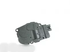 Audi A4 S4 B8 8K Двигун обігрівача EFB490 05112013 K9749007