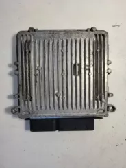 Контролер / модуль ЕБУ Mercedes-Benz C W203 A6421508379 1039S09573 0281012577