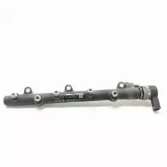 BMW 1 E81 E87 Рейка впорскування 7787164 087862L5 0445214030