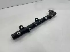 BMW 3 E46 Рейка впорскування 7787164 0084924L5 0445214030
