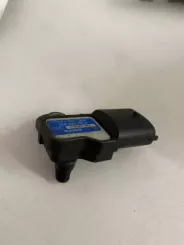 Датчик тиску повітря Opel Vectra C 0281002845 08120638D3