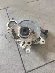 Вакуумний насос Volkswagen Golf VI 03L100D 100422