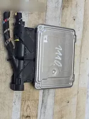 Блок керування двигуном Saab 9-5 0281015210 1039S25654 55568632