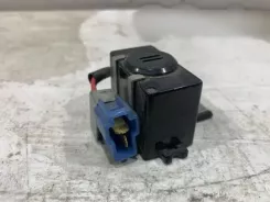 Реле звукового сигналу Mitsubishi Pajero MB649187 001023 ECE9865