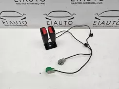 Застібка ременя безпеки центрального заднього сидіння Volvo V50 601993300D 052170694 601993200D