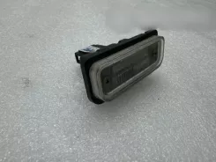 Задній ліхтар номерного знака Tesla Model S 15A289 01152010