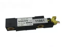 Датчик удару подушки безпеки Volvo V70 8622365 001467 311000