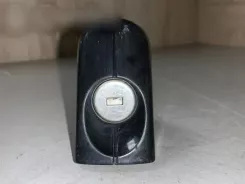 Вставка замка передніх дверей Ford Focus 4M5AR21990A 058BA