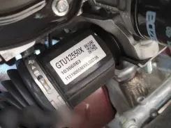 Передній піввісь Mazda 2 GTU12550X 10366863