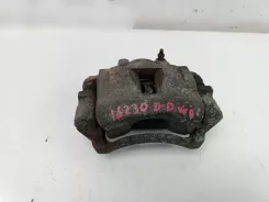 Nissan Patrol 160 Передній гальмівний супорт 16320064 00700703