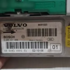 Блок керування подушками безпеки Volvo V70 8651523 020281002101 0285001456