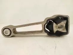 Кронштейн двигуна Volvo V70 30680474 07002GC