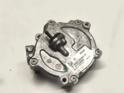 Mercedes-Benz C AMG W205 Вакуумний насос / Vacuum A1772300065 0230051 03304203