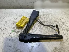Замок ременя безпеки переднього безпеки BMW 3 F30 F35 F31 7259388 0001072750 1B21813