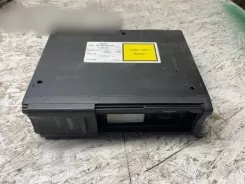 CD/DVD-чейнджер Peugeot 607 9636561780 0139322