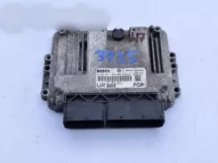 Блок керування Opel Zafira B 55189927 1039S10277 0281011669
