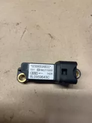 Датчик удару подушки безпеки Audi A3 S3 8L 8L0959643C 02309053ABC0 211000