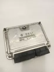 Блок керування Skoda Fabia Mk1 (6Y) 038906012CE 0281010257 30641488