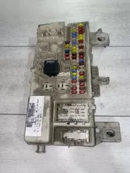 Блок запобіжників Ford Focus / Комплектний 4M5T14A073DG 00027871 519100606