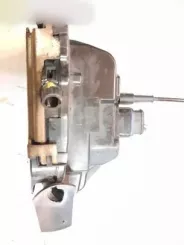 Замок передніх дверей Nissan Primera 050160