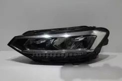 Volkswagen Touran III Фара 030129923120 5TB941035E
