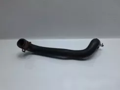 Шланг/труба радіатора Volkswagen Vento 037121053A