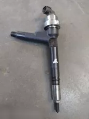 Паливний форсунка Opel Meriva A 8973138613 06H02068 9077139613