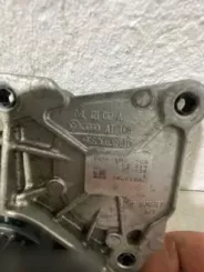 Водяний насос Volkswagen Scirocco 06L121012A 06L012A 147472110