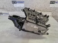 Впускний колектор Volkswagen Golf V 03C129711AD