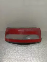 Задній ліхтар Mazda 323 0431386L 0431386