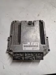 Контролер / модуль ЕБУ Renault Laguna III 0281015323 8200726880