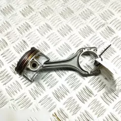 Поршень Volkswagen T-Roc 05E107065AR 04E198401AE