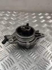 Вакуумний насос BMW 5 E60 E61 779123204 05T1813565