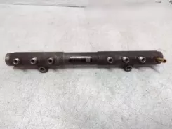 Впорскувальна рампа Volvo V70 032699 0445215023