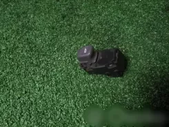 Кнопки вікон Volvo V70 9472275 01W476 19206