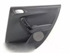 Бічні панелі / Обшивка задніх дверей Peugeot 208 96763561ZD 1058680 01233371