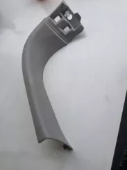 Бічна / багажна обшивка BMW 2 F46 7318938 106140D2 20024110