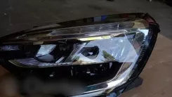Фара Renault Clio V 00281690