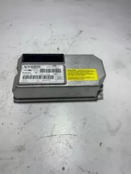 Блок керування подушками безпеки Volvo XC90 P30737501 0139037507 0285001654