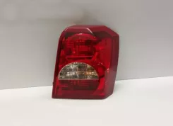 Задній ліхтар Dodge Caliber 05303752AH 05303880AI