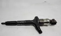 Паливний інжектор Opel Signum 8972391617 08E12392