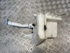 Бачок рідини для омивача лобового скла Toyota Avensis T270 8531005141 1006092 6731005141
