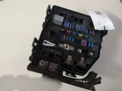 Рама/Модуль запобіжників Honda Civic 01SMGE01 0015410510210114
