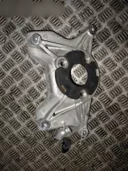 Кріплення пружини амортизатора Tesla Model 3 04403200C