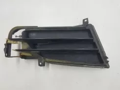 Решітка радіатора / Повітрозабірник переднього крила Tesla Model S 106482 100726900E 103534200A