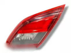 Opel Corsa E Ліхтарі кришки заднього багажника 39012624 46003466 0287514111