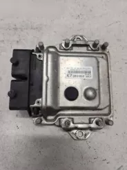 Блок керування двигуном Suzuki Swift I 0261S07288 3391069L01 1039S50876