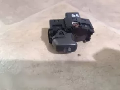Кнопки вікон Volvo S60 9472275 01W424