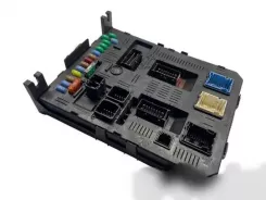 Блок керування / модуль комфорту Peugeot 407 9661940180 01070606 BSI2004H02